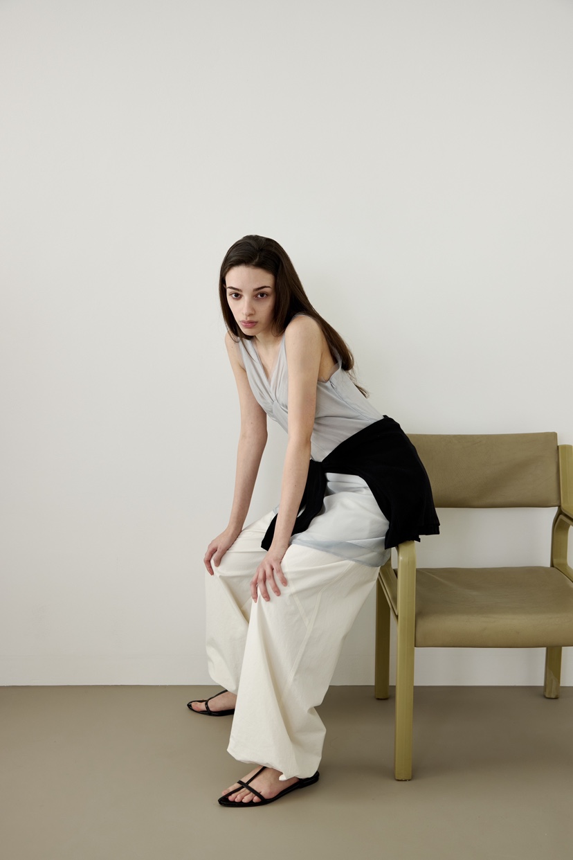 ME MO東大門直郵女裝新品真品職業休閑時尚推薦連衣裙透視ME MO連衣裙