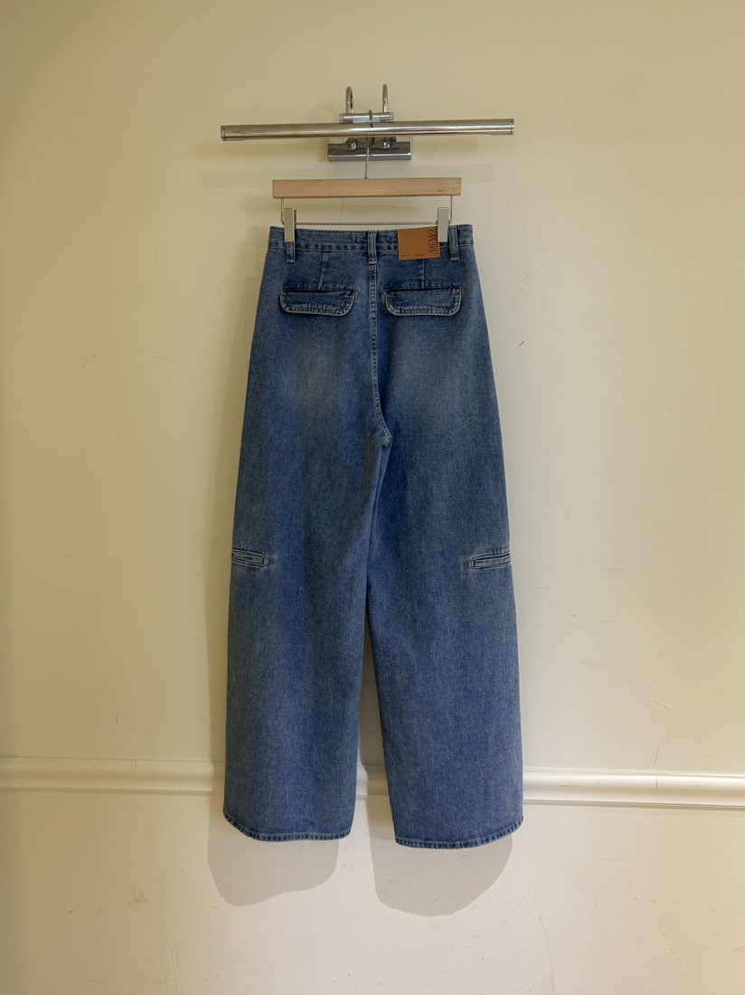 ME MO東大門直郵女士新品熱賣真品時尚推薦人氣26春夏牛仔褲ME MO牛仔褲