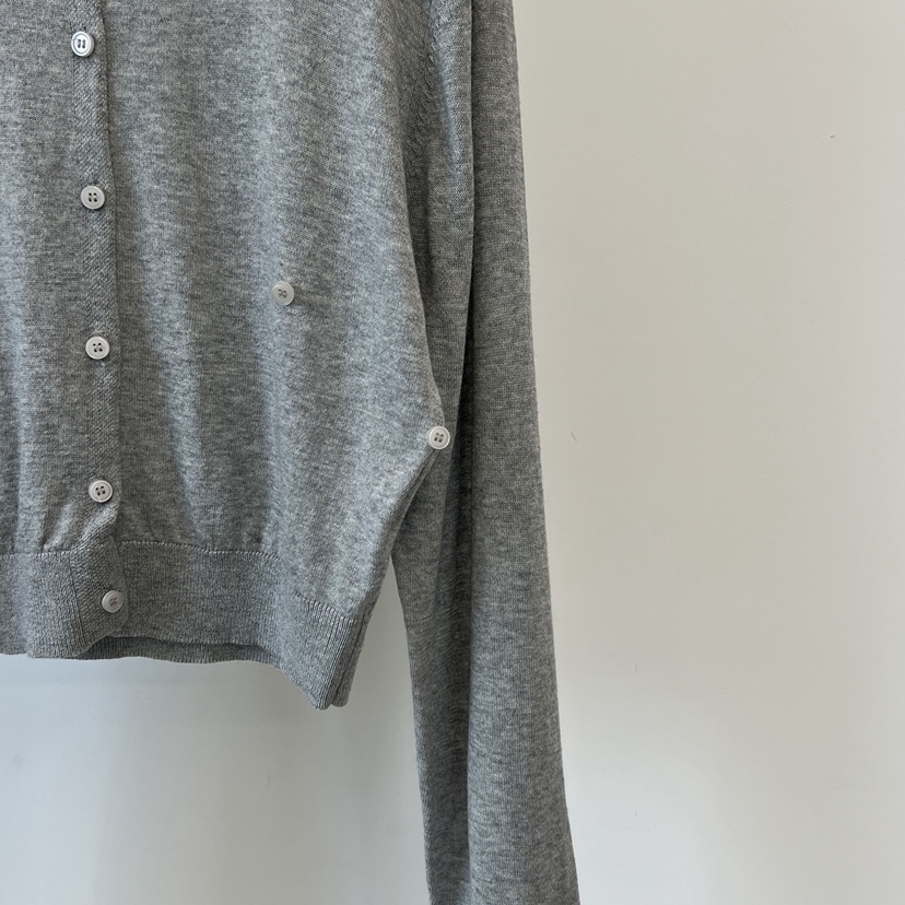 ANOTHER AVENUE東大門實拍女裝新款推薦時尚休閑針織衫開衫ANOTHER AVENUE針織衫