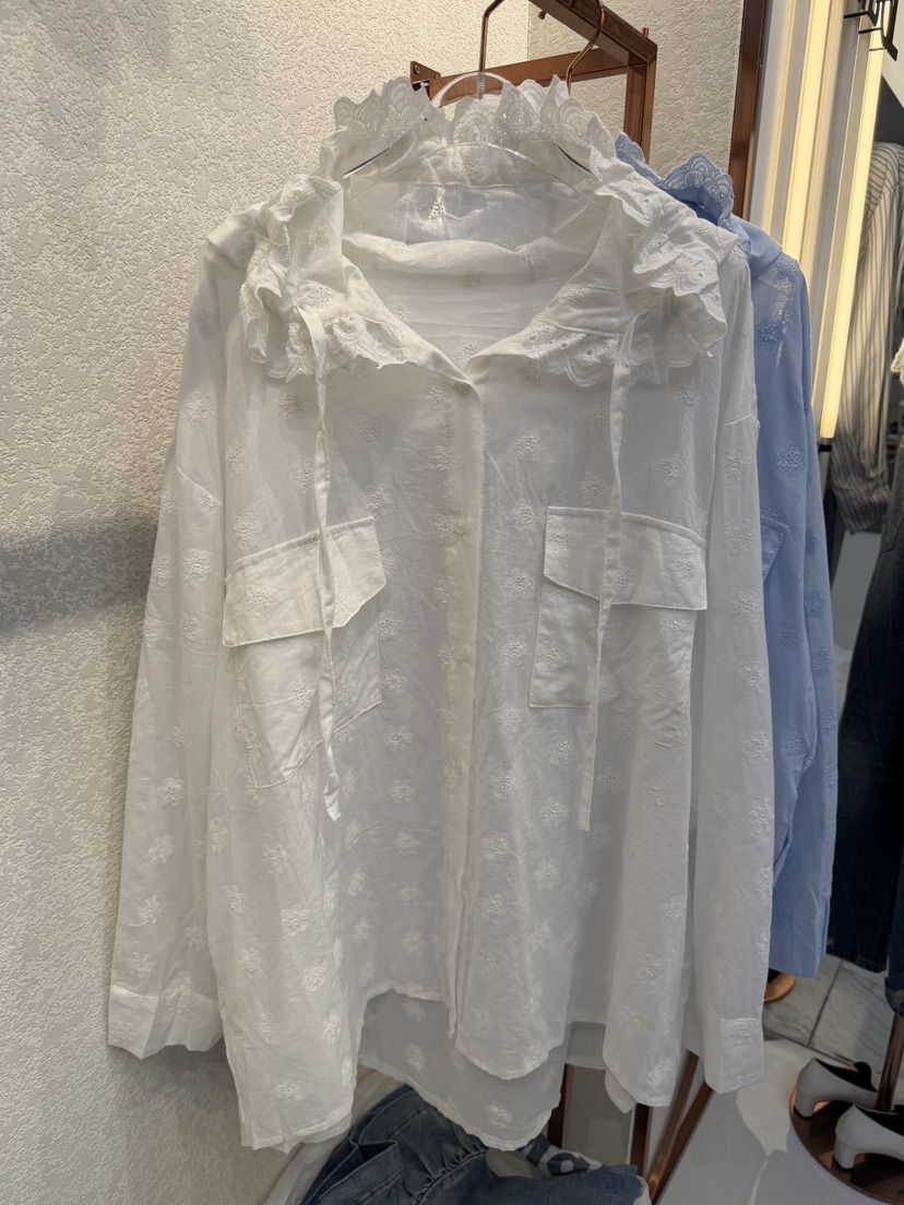 SYMBOL東大門直郵女裝新品人氣職業休閑時尚襯衫蕾絲衫花朵SYMBOL襯衫/蕾絲衫圖色2