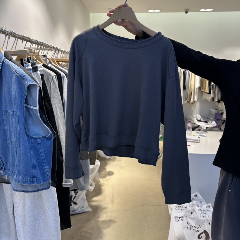 EYEFUL-Q東大門實拍女裝新品休閑熱賣推薦職業人氣長袖T恤eyeful長袖T恤圖色3墨色