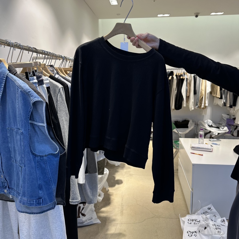 EYEFUL-Q東大門實拍女裝新品休閑熱賣推薦職業人氣長袖T恤eyeful長袖T恤圖色4黑色