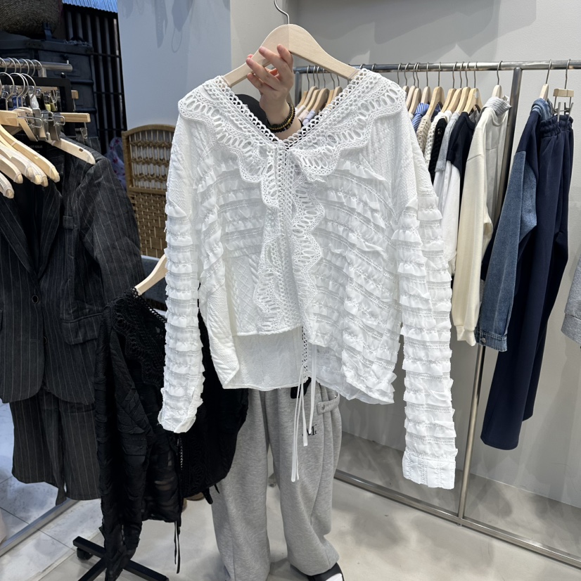 HOT PLACE/DREAM GIRIS/HOT ISSUE東大門代購女裝新款推薦襯衫蕾絲衫兩面穿蕾絲雙面HOT PLACE/DREAM GIRIS/HOT ISSUE襯衫/蕾絲衫