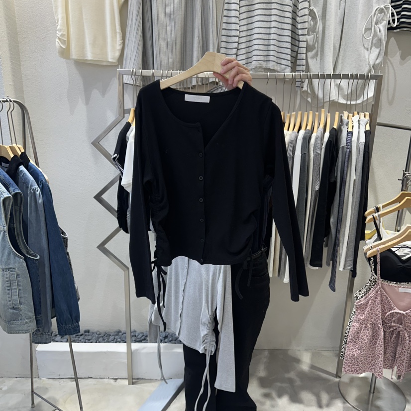 HIPTIQUE韓國代購女士新品26春夏熱賣推薦時尚長袖T恤褶皺HIPTIQUE長袖T恤圖色2