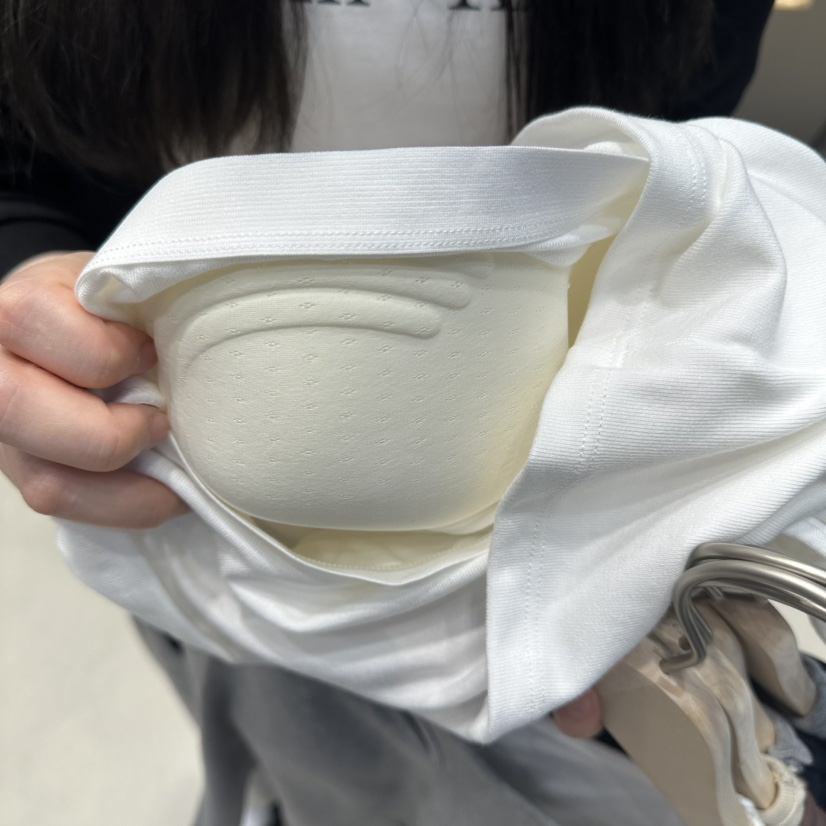 HOT PLACE/DREAM GIRIS/HOT ISSUE韓國東大門代購女士新款推薦吊帶背心假兩件HOT PLACE/DREAM GIRIS/HOT ISSUE吊帶/背心