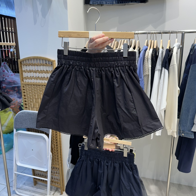 HOT PLACE/DREAM GIRIS/HOT ISSUE韓國東大門直郵女士新款推薦短褲HOT PLACE/DREAM GIRIS/HOT ISSUE短褲圖色4黑色