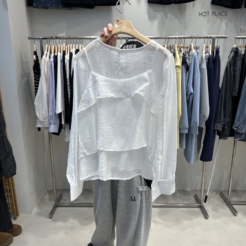 HOT PLACE/DREAM GIRIS/HOT ISSUE韓國東大門代購女裝新款推薦套裝荷葉邊套裝HOT PLACE/DREAM GIRIS/HOT ISSUE套裝