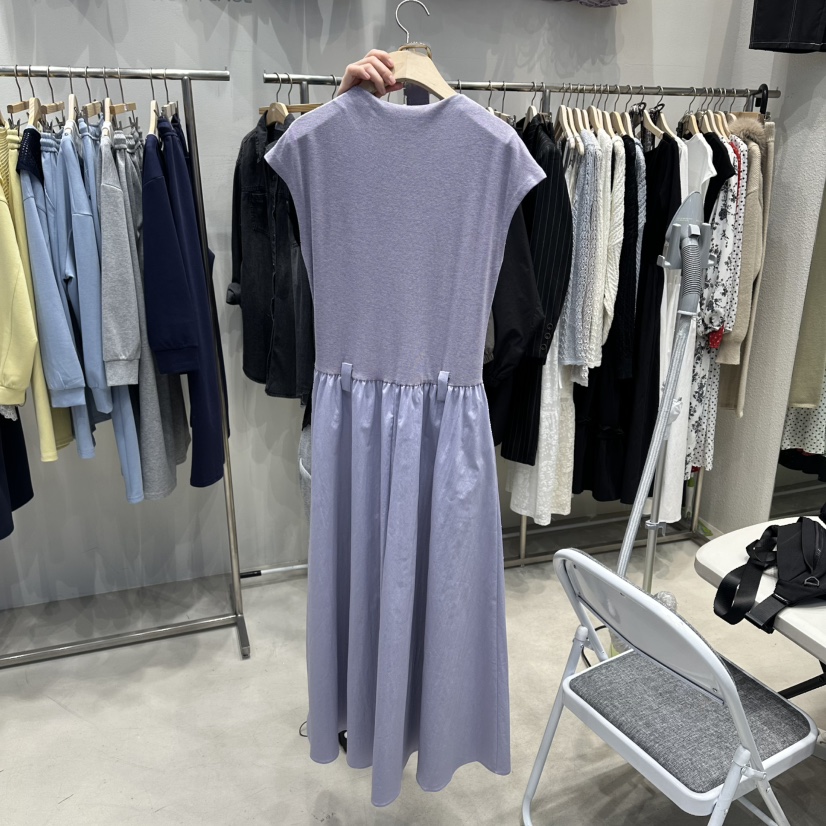 HOT PLACE/DREAM GIRIS/HOT ISSUE韓國直郵女裝新品時尚連衣裙含腰帶高領HOT PLACE/DREAM GIRIS/HOT ISSUE連衣裙