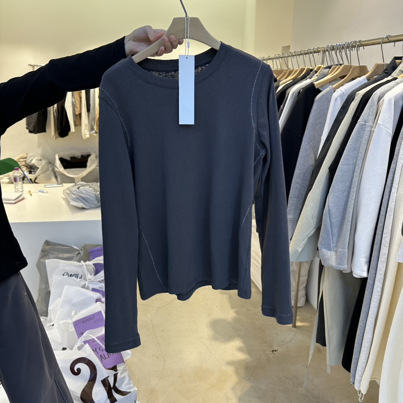 EYEFUL-Q韓國直郵實拍女裝新款26春夏推薦時尚休閑長袖T恤eyeful長袖T恤圖色2墨色