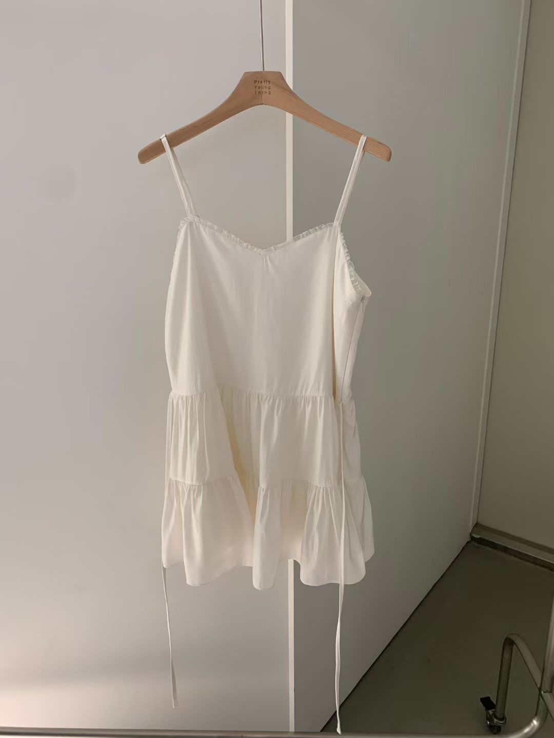 PYT-ot東大門實拍女裝新款休閑26春夏熱賣推薦連衣裙褶皺pretty young thing連衣裙圖色1