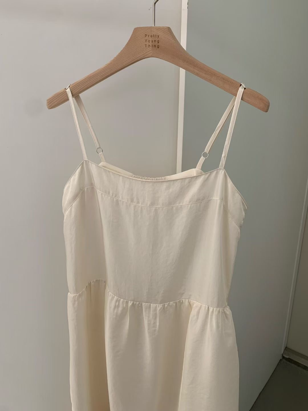 PYT-ot韓國代購女士新品休閑職業時尚26春夏熱賣真品連衣裙pretty young thing連衣裙