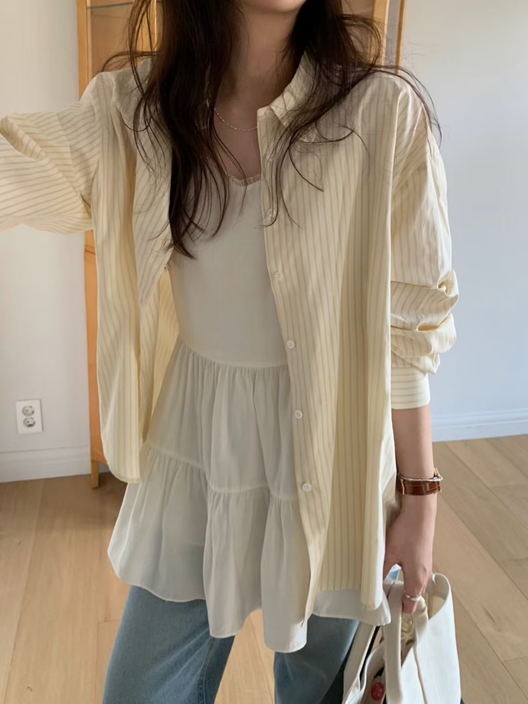 PYT-ot韓國直郵女士新品26春夏真品襯衫蕾絲衫不含內搭條紋pretty young thing襯衫/蕾絲衫圖色2