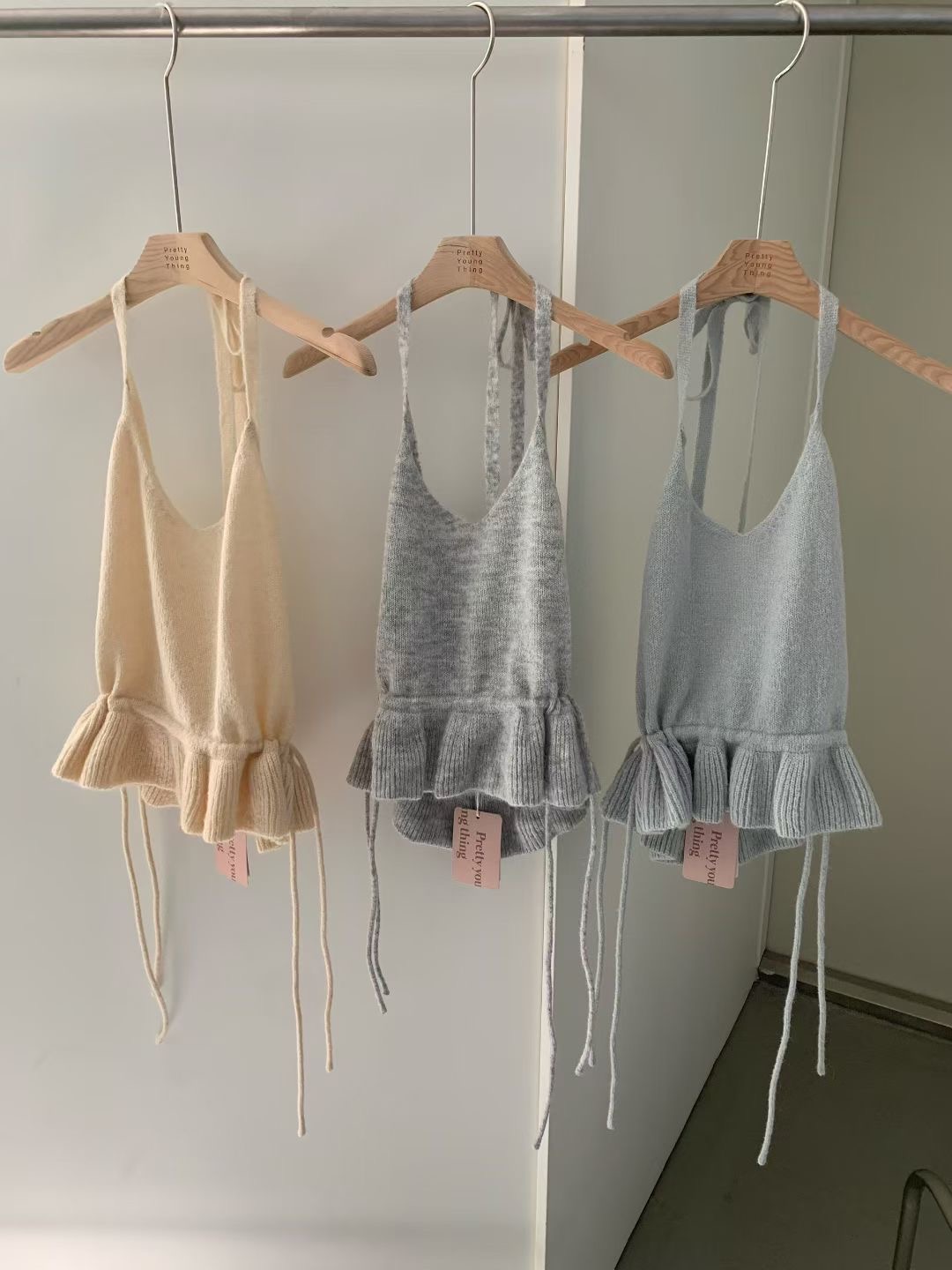 PYT-ot東大門直郵女士新款推薦時尚26春夏吊帶背心不含內搭pretty young thing吊帶/背心