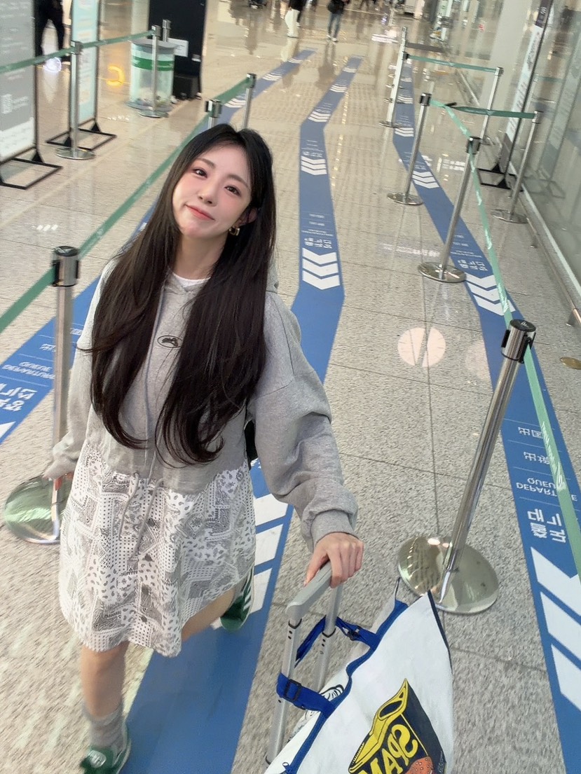 PALETTE-Q東大門直郵女裝新款職業26春夏人氣連衣裙連帽衫PALETTE-Q連衣裙