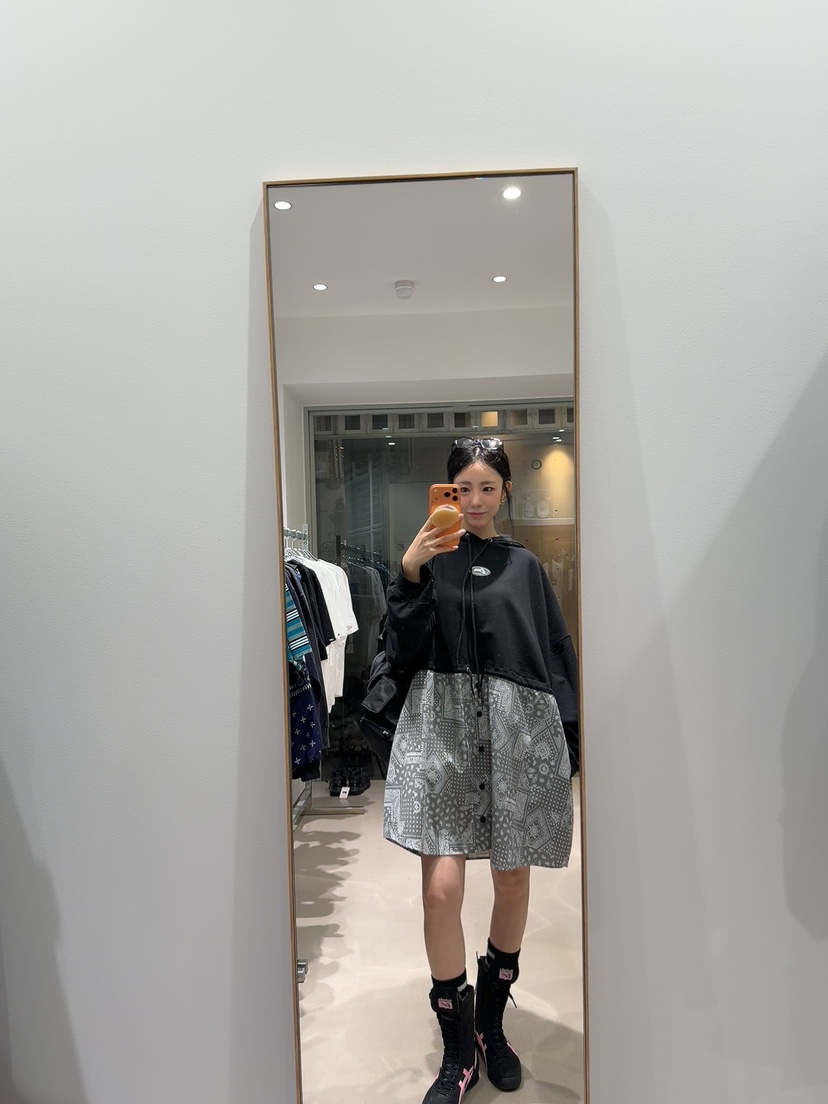 PALETTE-Q東大門直郵女裝新款職業26春夏人氣連衣裙連帽衫PALETTE-Q連衣裙