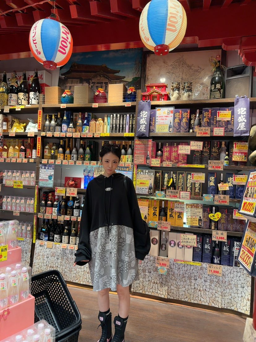 PALETTE-Q東大門直郵女裝新款職業26春夏人氣連衣裙連帽衫PALETTE-Q連衣裙