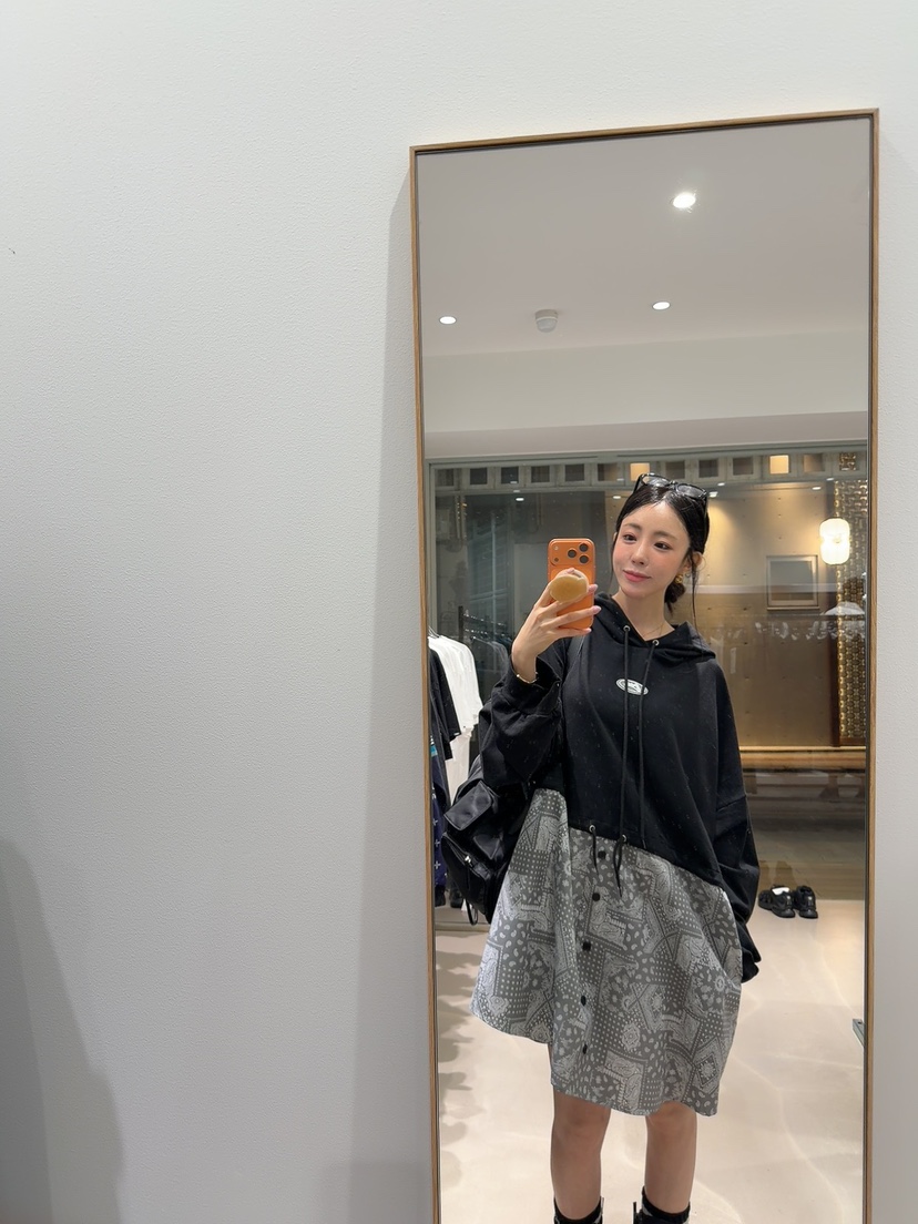 PALETTE-Q東大門直郵女裝新款職業26春夏人氣連衣裙連帽衫PALETTE-Q連衣裙