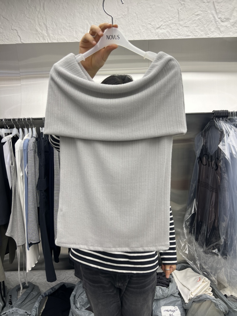 NOVUS韓國東大門直郵女裝新款人氣推薦熱賣休閑職業26春夏T恤NOVUST恤圖色2