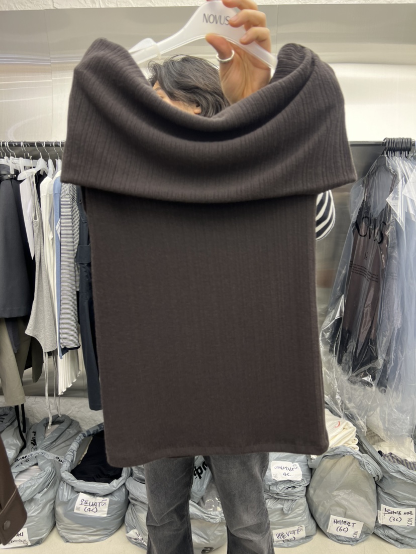 NOVUS韓國東大門直郵女裝新款人氣推薦熱賣休閑職業26春夏T恤NOVUST恤圖色3