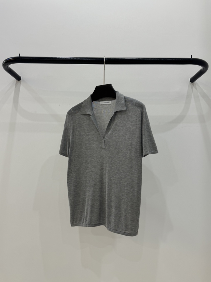 MUSHROOM EFFECT韓國直郵實拍女士新品人氣時尚熱賣推薦T恤MUSHROOM EFFECTT恤圖色2