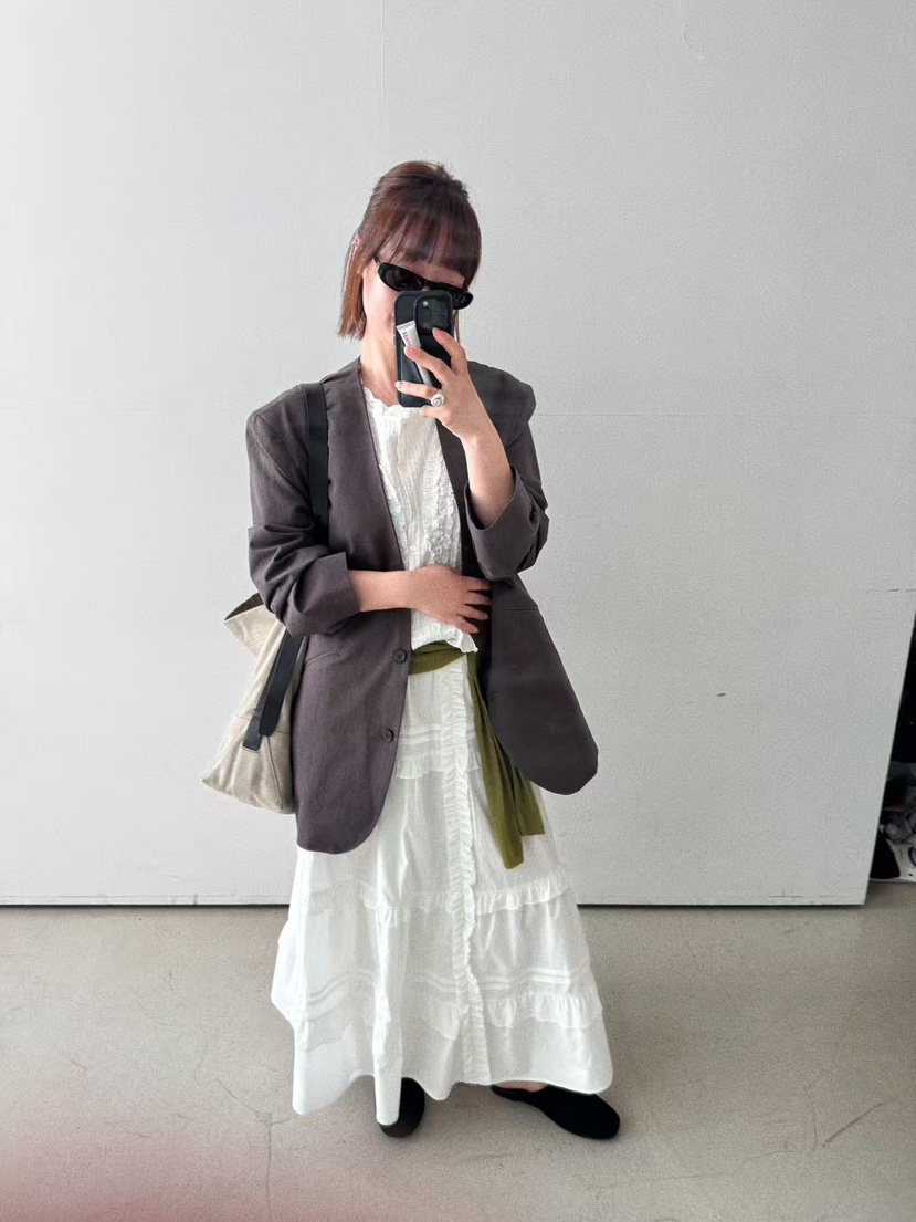 OLI SEOUL韓國直郵實拍女裝新品人氣推薦休閑時尚職業長裙OLI SEOUL長裙