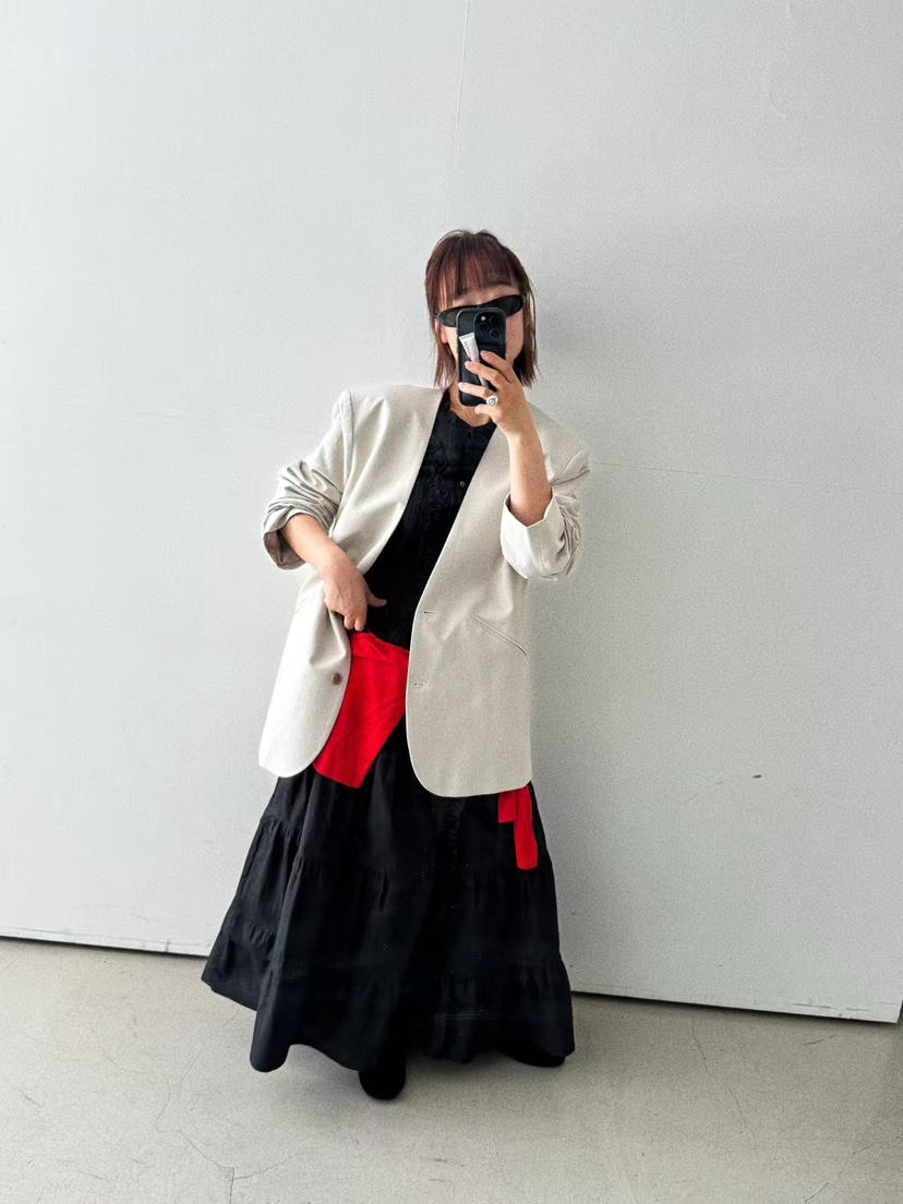 OLI SEOUL韓國直郵實拍女裝新品人氣推薦休閑時尚職業長裙OLI SEOUL長裙