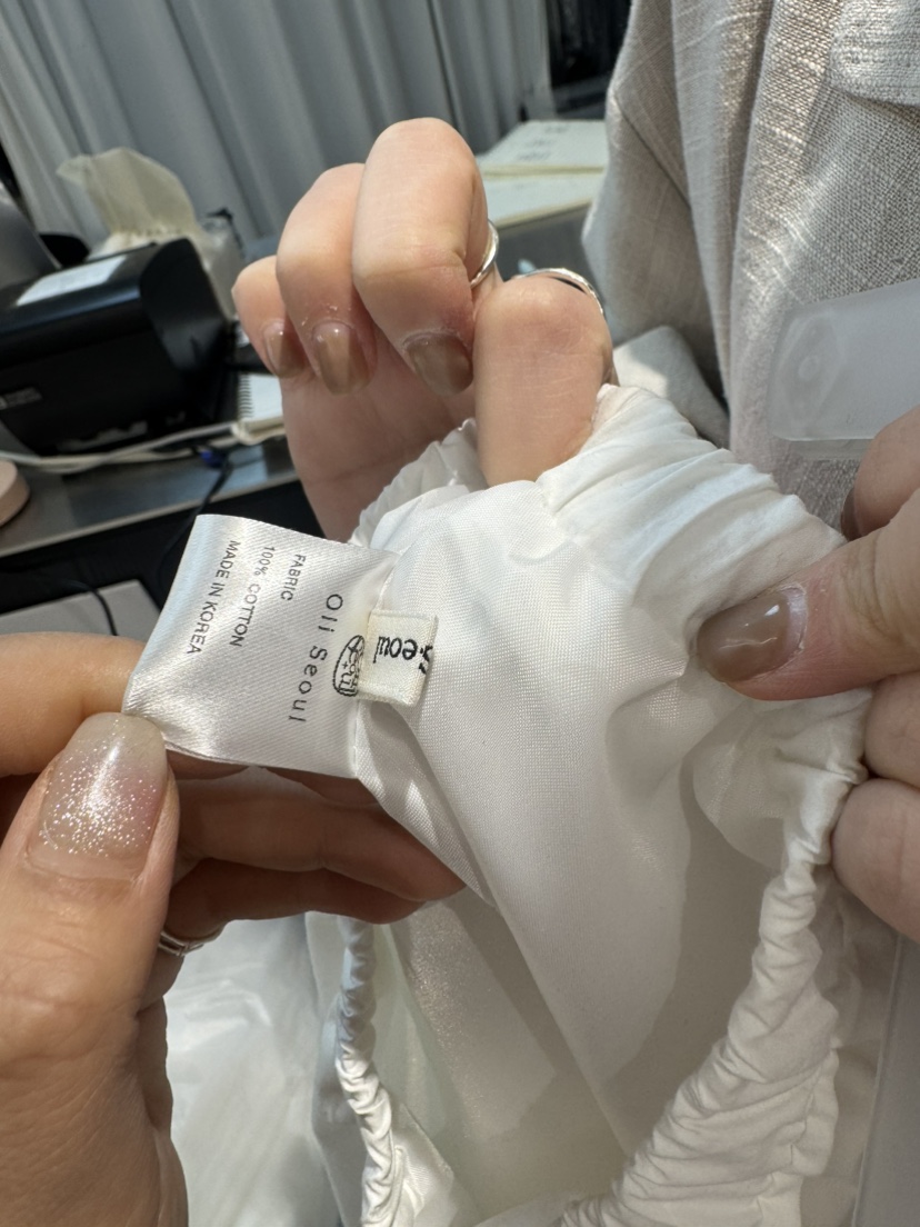 OLI SEOUL韓國直郵實拍女裝新品人氣推薦休閑時尚職業長裙OLI SEOUL長裙