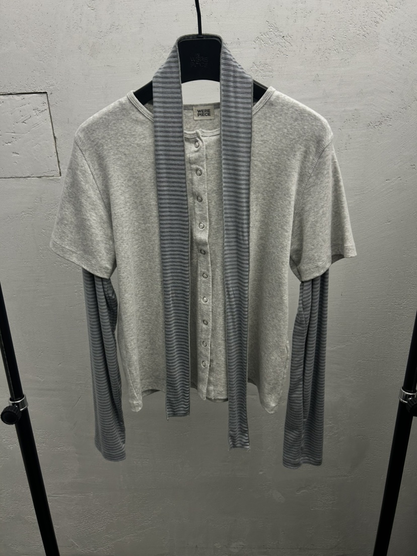 KARE/WEREPIECE韓國代購女裝新款熱賣長袖T恤含圍巾假兩件KARE/WEREPIECE長袖T恤圖色1