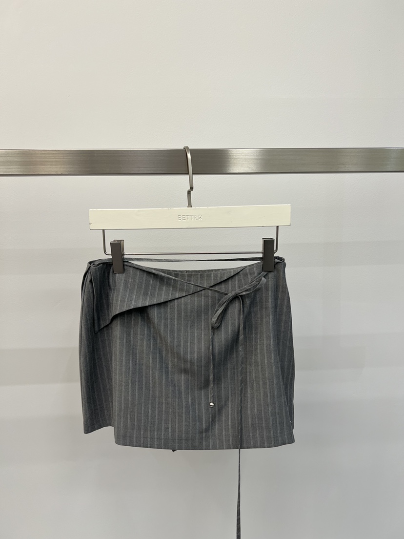 BETTER韓國東大門代購女士新款推薦時尚熱賣人氣職業短裙BETTER短裙圖色1