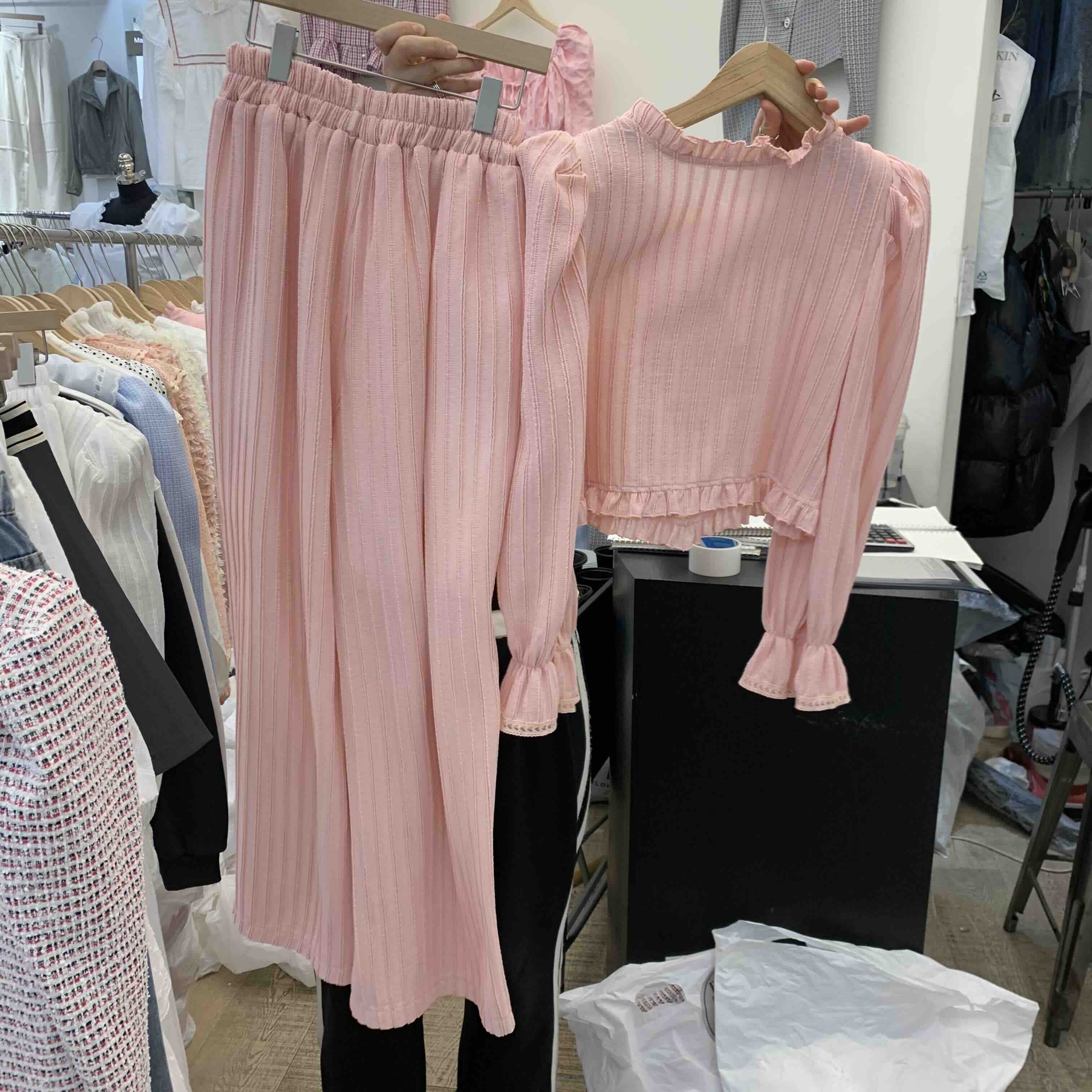 BEEN-A韓國代購女士新款職業時尚人氣熱賣推薦套裝刺繡套裝BEEN-A套裝