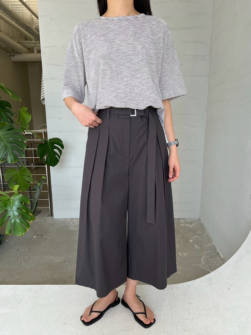 URBANE cloth韓國東大門代購女裝新品時尚26春夏推薦T恤URBANE clothT恤