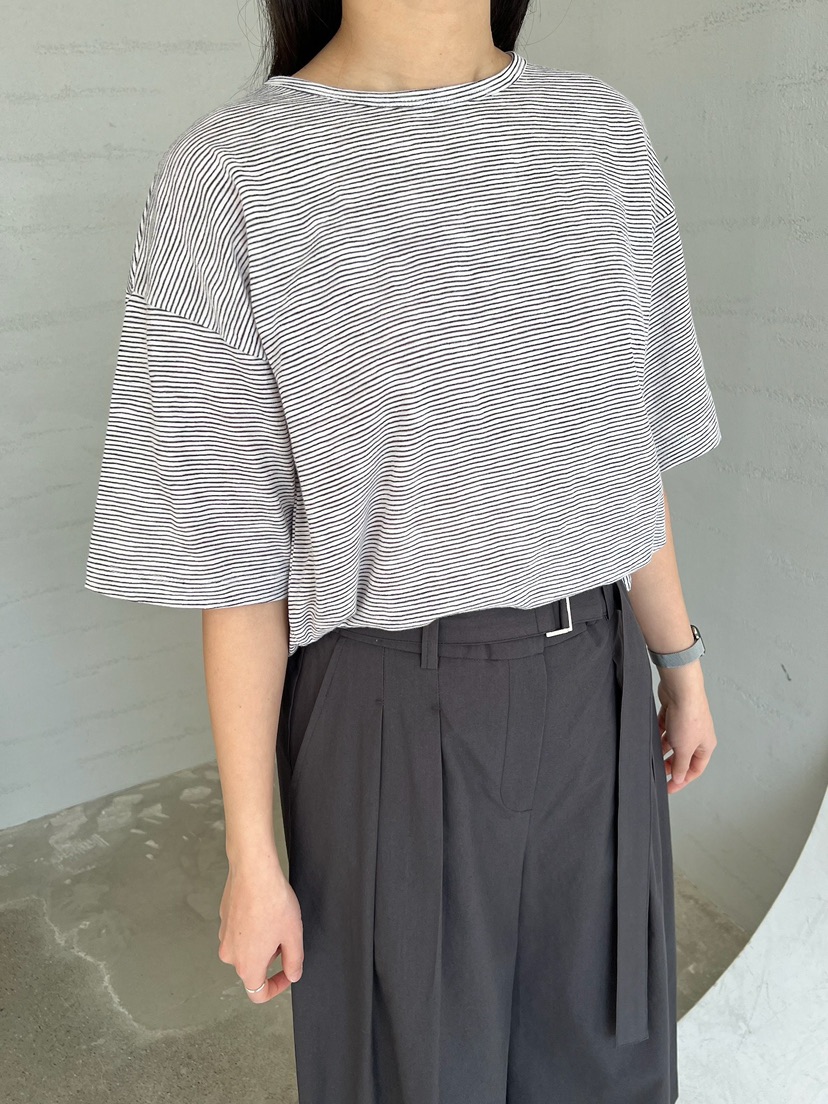 URBANE cloth韓國東大門代購女裝新品時尚26春夏推薦T恤URBANE clothT恤