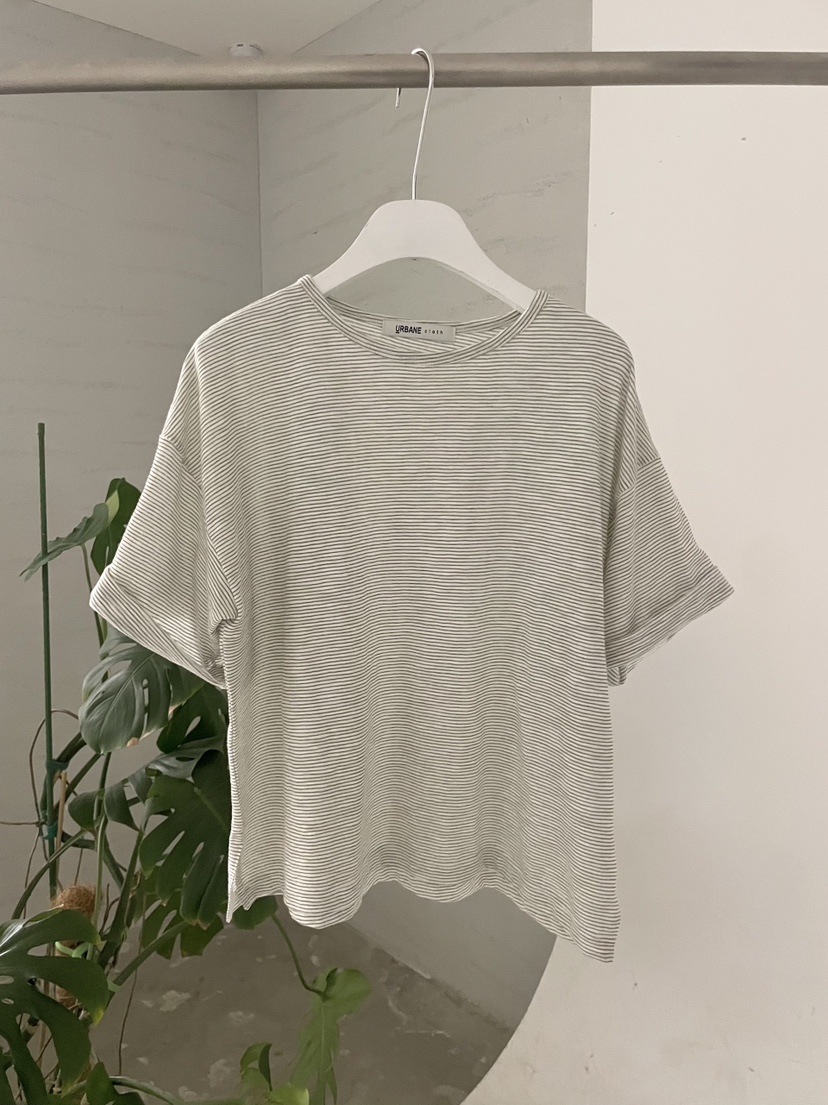 URBANE cloth韓國東大門代購女裝新品時尚26春夏推薦T恤URBANE clothT恤圖色1