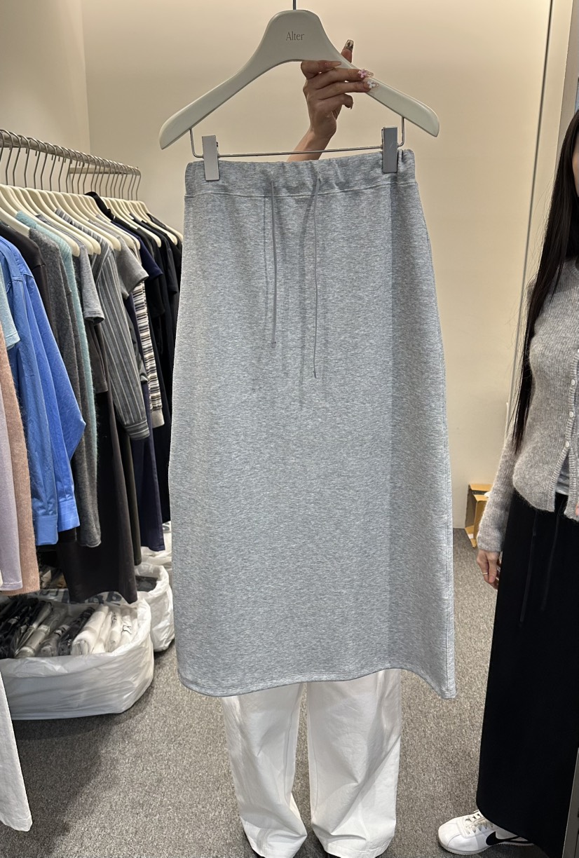 ALTER韓國代購女裝新款推薦人氣熱賣時尚26春夏職業休閑長裙Alter長裙圖色1