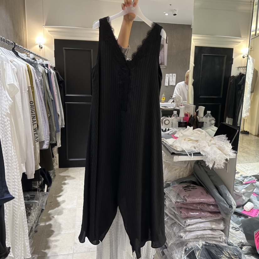 MIXXIN韓國直郵女裝新款26春夏休閑熱賣時尚職業連衣裙蕾絲MIXXIN連衣裙圖色2