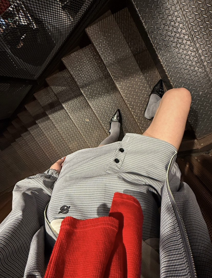 ZEROZERO韓國直郵實拍女裝新品休閑時尚職業人氣短裙紐扣ZEROZERO短裙