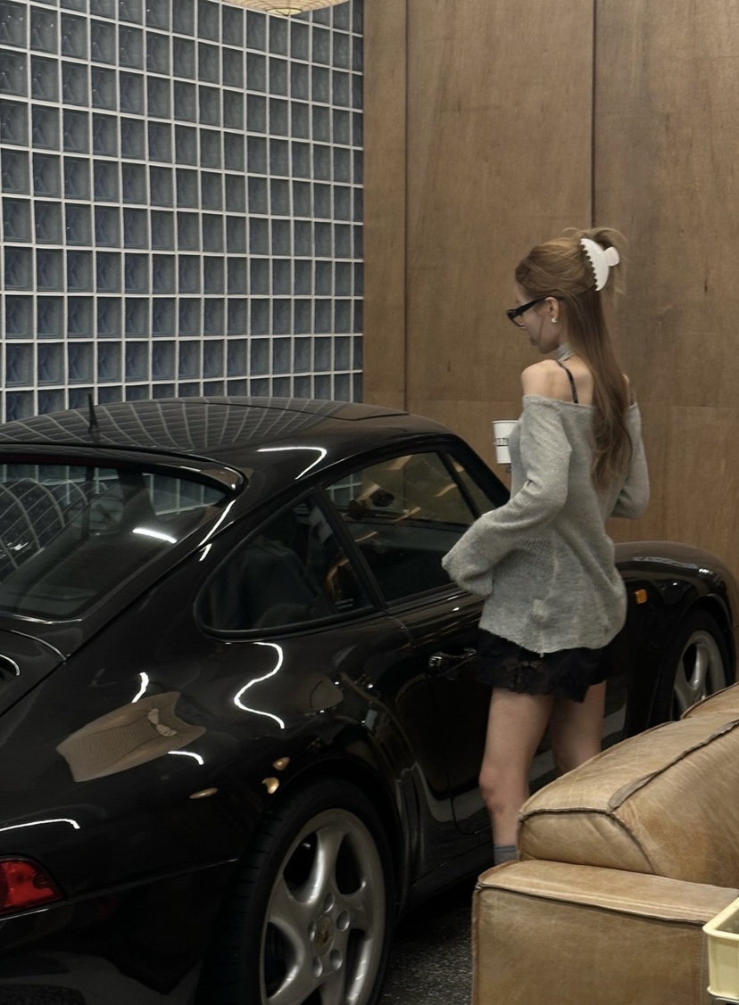 ZEROZERO韓國東大門直郵女士新款推薦人氣熱賣針織衫含脖帶ZEROZERO針織衫