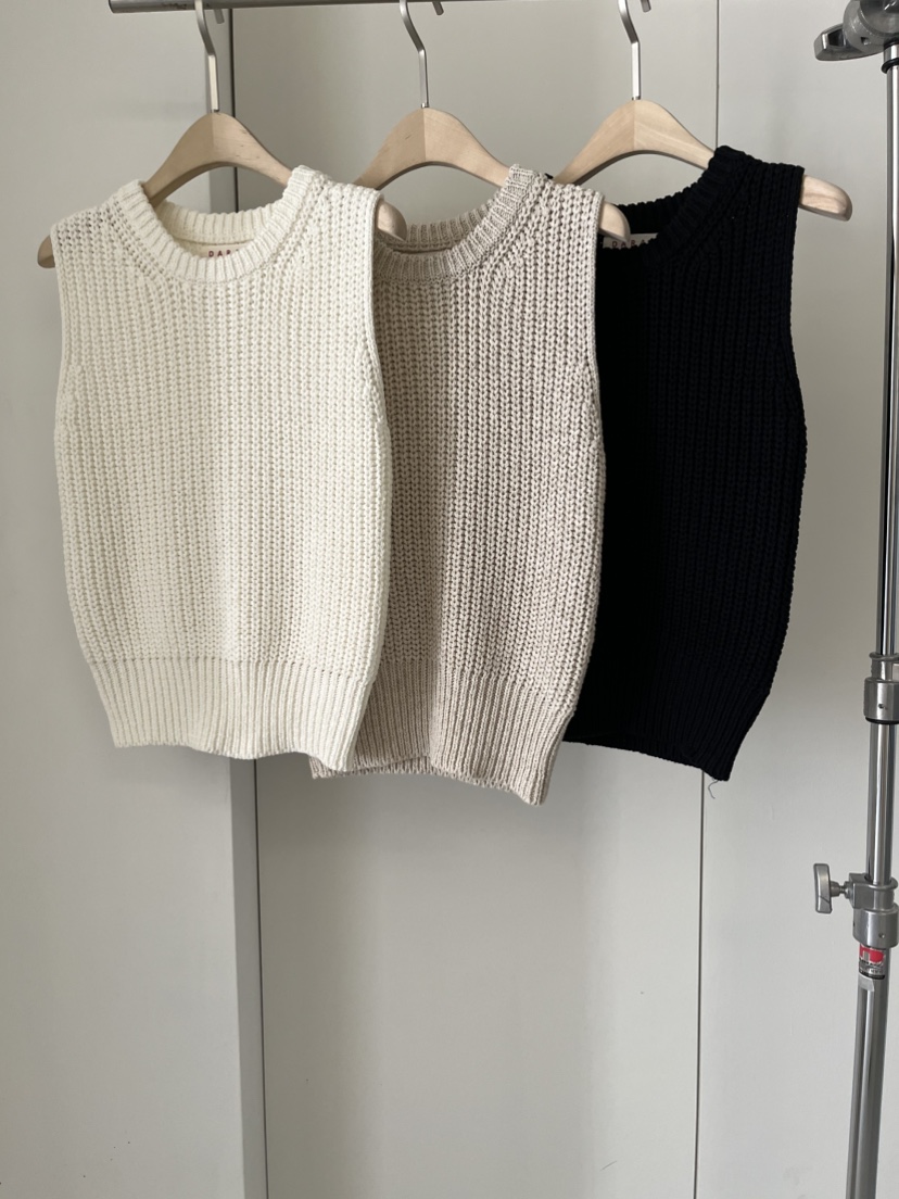 DARAK韓國東大門直郵女裝新品26春夏人氣熱賣休閑吊帶背心DARAK吊帶/背心