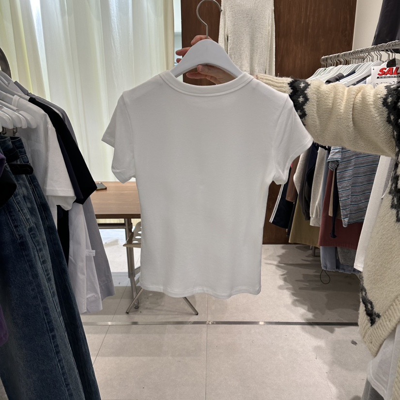 BUCKLE韓國直郵實拍女士新品26春夏推薦職業時尚休閑人氣T恤BUCKLET恤