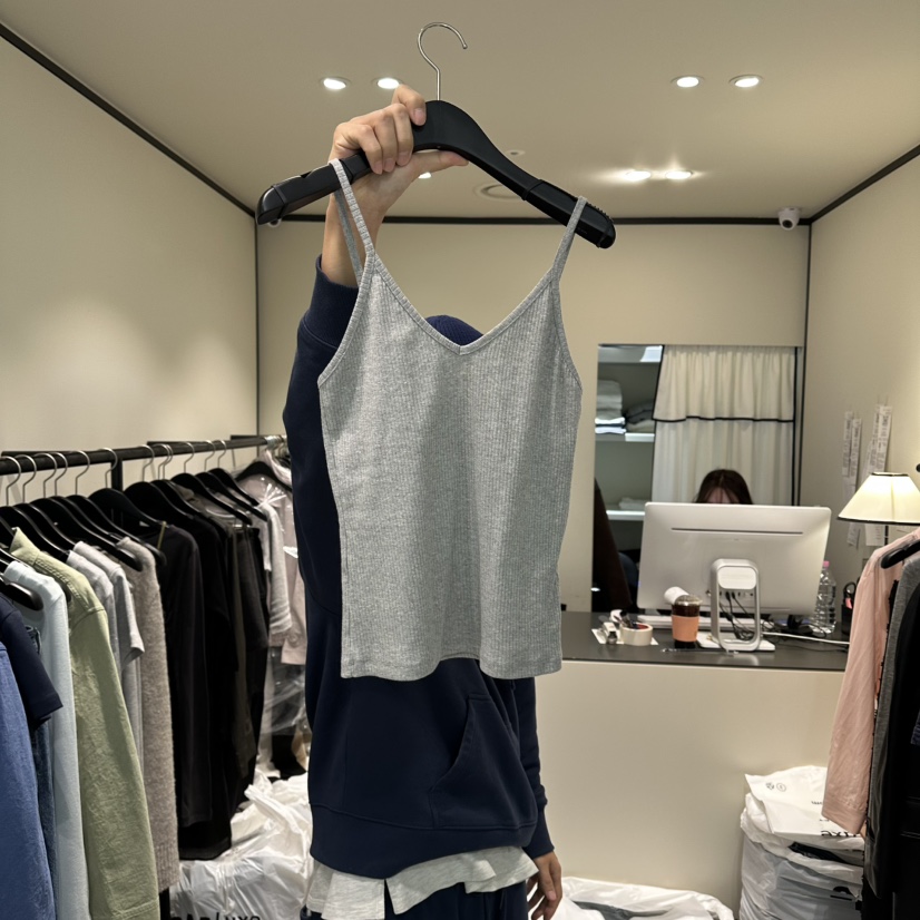 RE STOCK韓國代購女裝新品26春夏休閑熱賣人氣推薦吊帶背心RE STOCK吊帶/背心圖色2