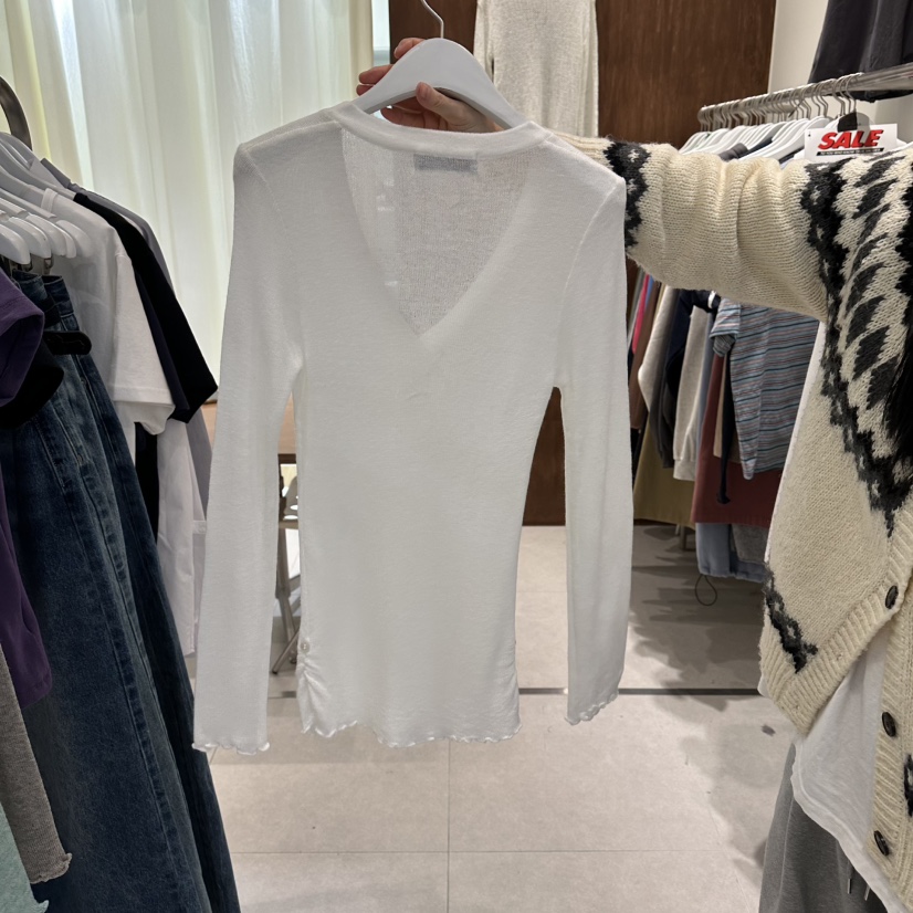 BUCKLE韓國東大門代購女士新品人氣推薦休閑時尚針織衫V領BUCKLE針織衫