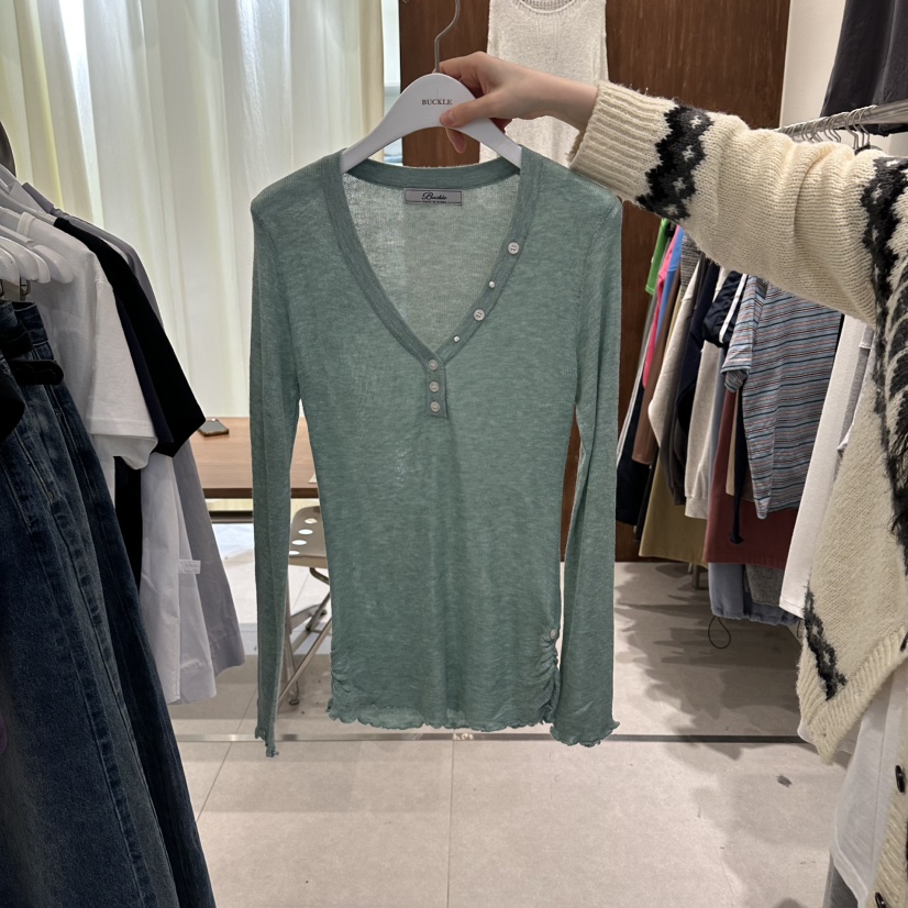 BUCKLE韓國東大門代購女士新品人氣推薦休閑時尚針織衫V領BUCKLE針織衫圖色3