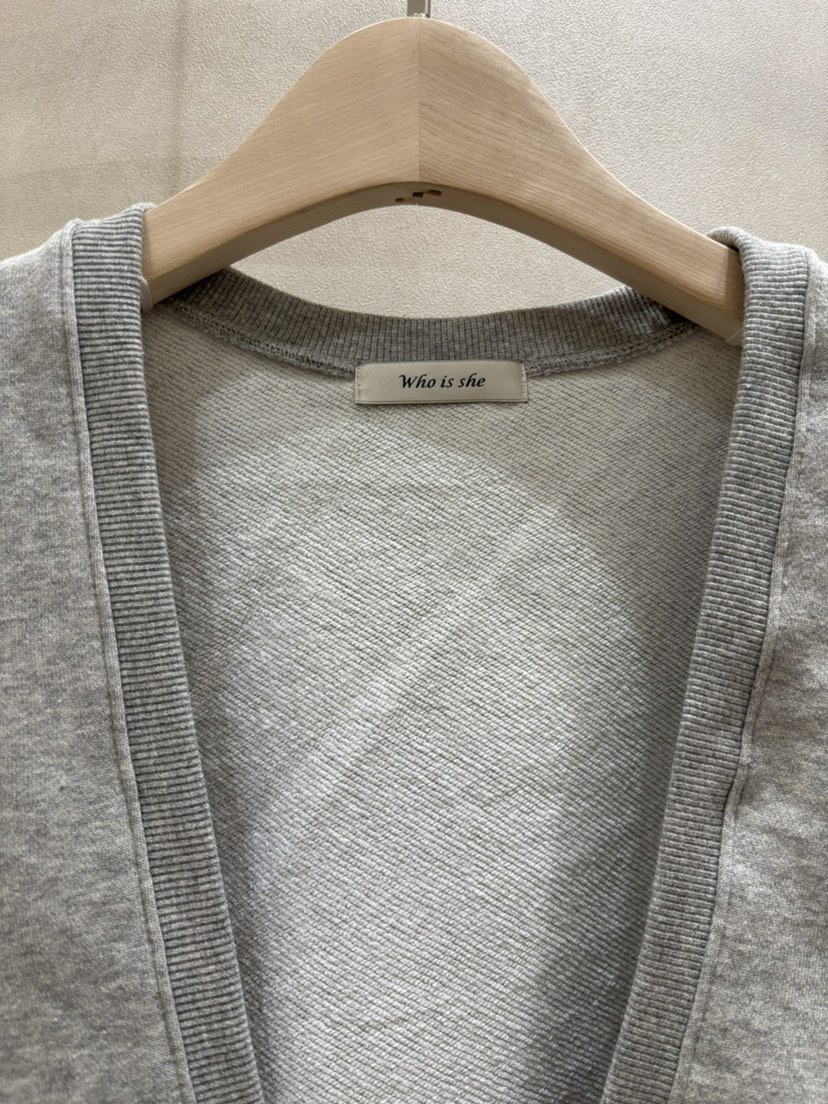 WHO IS SHE韓國代購女士新品26春夏時尚推薦衛衣不含內搭WHO IS SHE衛衣