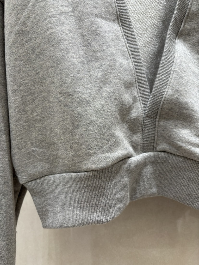 WHO IS SHE韓國代購女士新品26春夏時尚推薦衛衣不含內搭WHO IS SHE衛衣