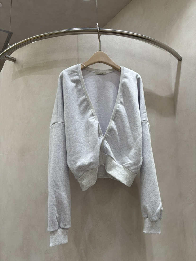 WHO IS SHE韓國代購女士新品26春夏時尚推薦衛衣不含內搭WHO IS SHE衛衣圖色1