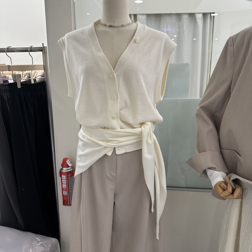 TWELVE韓國代購女士新款熱賣人氣套裝不含內搭兩件套圍巾TWELVE套裝圖色1