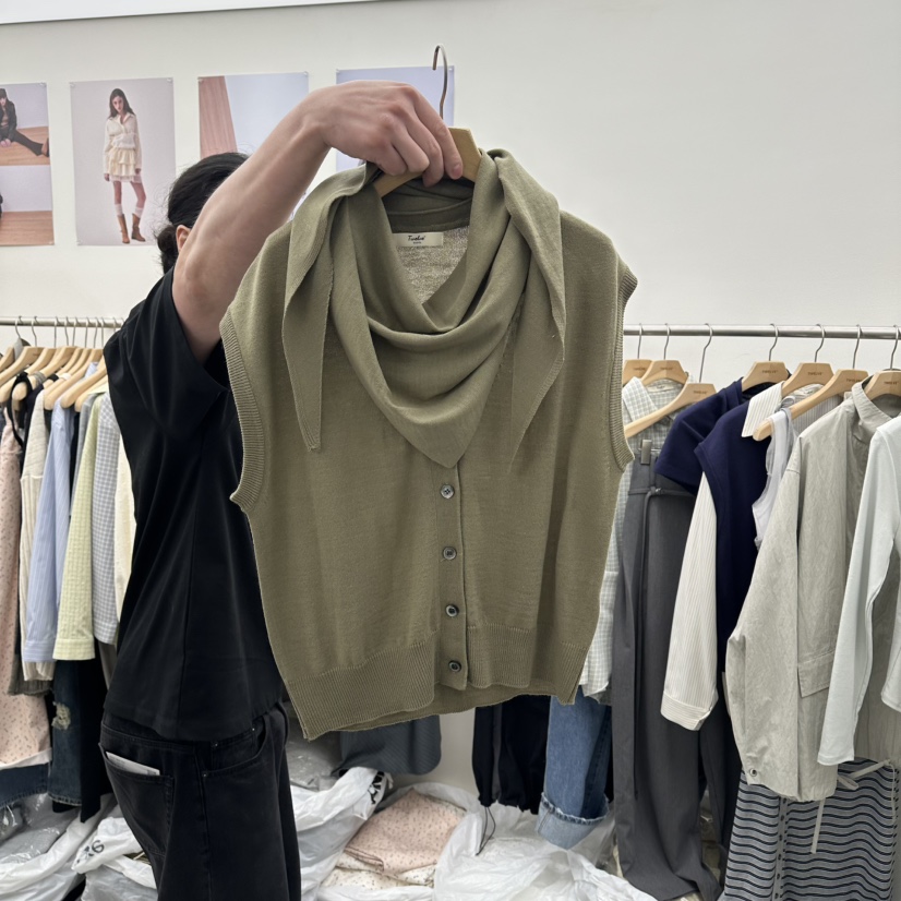 TWELVE韓國代購女士新款熱賣人氣套裝不含內搭兩件套圍巾TWELVE套裝圖色3