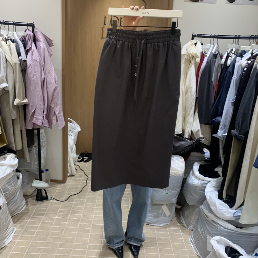 LOFN韓國直郵實拍女士新款熱賣時尚26春夏休閑半身裙中短裙LOFN半身裙/中短裙圖色1