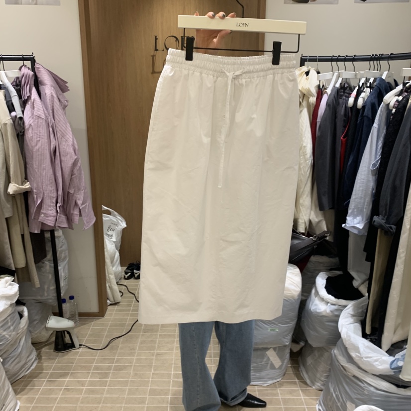 LOFN韓國直郵實拍女士新款熱賣時尚26春夏休閑半身裙中短裙LOFN半身裙/中短裙圖色2