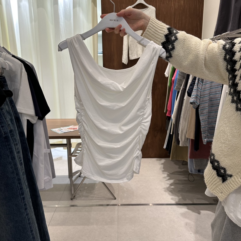 BUCKLE韓國直郵女裝新款26春夏推薦休閑時尚吊帶背心褶皺BUCKLE吊帶/背心圖色1